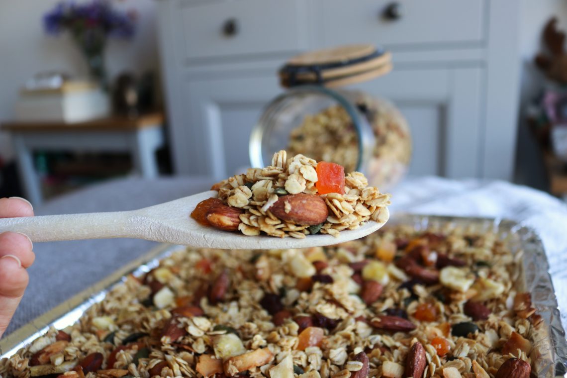 fruit and nut granola